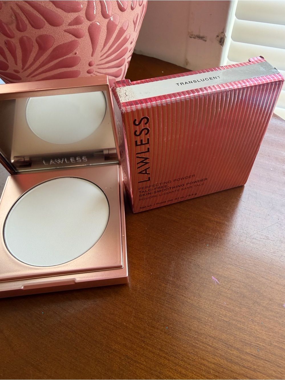 LAWLESS Translucent Setting Powder in Pink Rose Compact